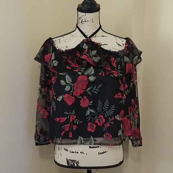 Top - Picture 1 of 2